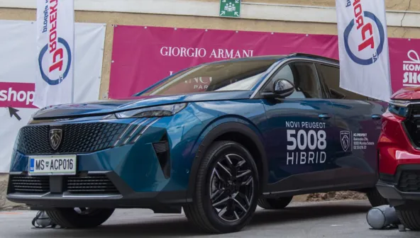 PEUGEOT 5008 HIBRID na dogodku v Gornji Radgoni