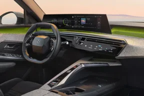 POVSEM NOVI PEUGEOT 5008