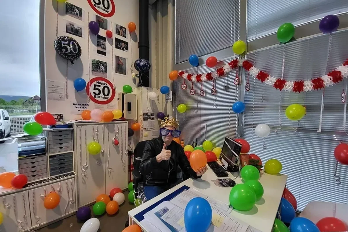 PRESENEČENJE ZA NAŠEGA ABRAHAMOVCA