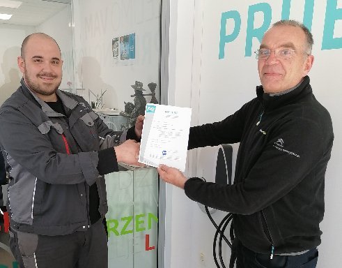 Naš mehanik z novim znanjem