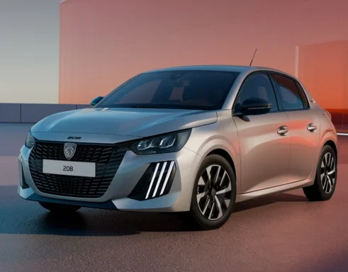 PEUGEOT 208