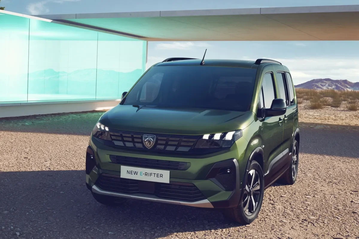 NOVI PEUGEOT E-RIFTER