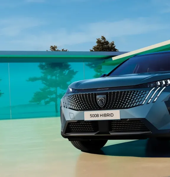 PEUGEOT 5008 HIBRID
