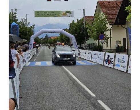 VELIKA NAGRADA