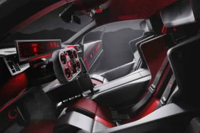 PEUGEOT E-T16 CONCEPT: Legenda se vrača z neverjetnimi 816 konjskimi močmi